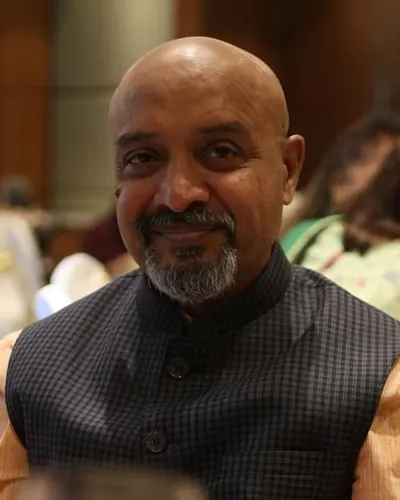 Portrait of Murthy Kommireddy